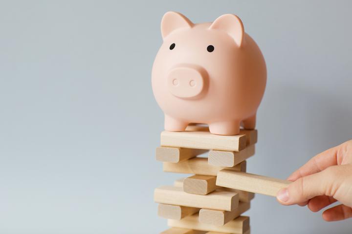 How can SMEs avoid insolvency during economic uncertainty?